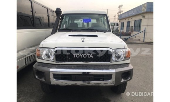 Buy Import Toyota Land Cruiser White Car in Import - Dubai in Batken Buy Import Toyota Land Cruiser White Car in Import - Dubai in Batken