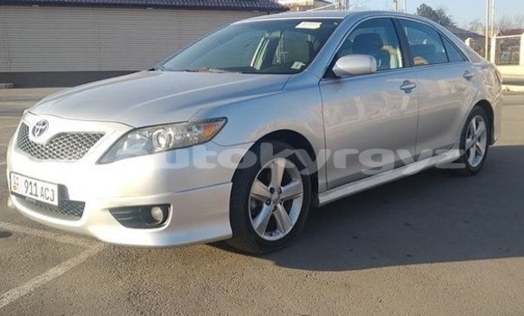 Buy Used Toyota Camry Silver Car in Bishkek in Bishkek Buy Used Toyota Camry Silver Car in Bishkek in Bishkek