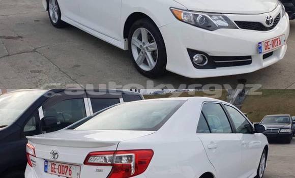 Buy Used Toyota Camry White Car in Bishkek in Bishkek Buy Used Toyota Camry White Car in Bishkek in Bishkek
