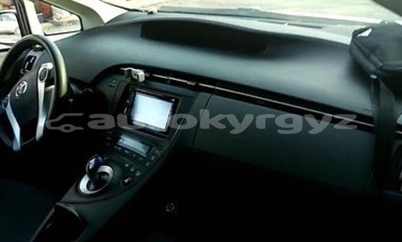 Buy Used Toyota Prius White Car in Bishkek in Bishkek Buy Used Toyota Prius White Car in Bishkek in Bishkek