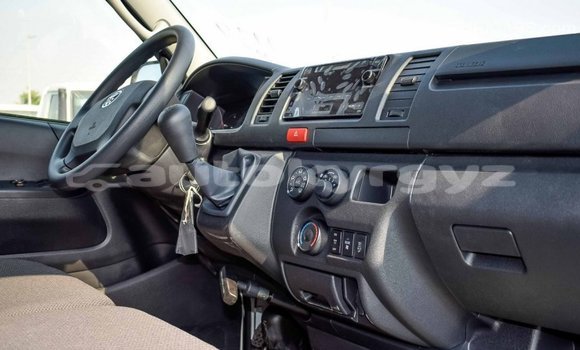 Buy Import Toyota Hiace White Car in Import - Dubai in Batken Buy Import Toyota Hiace White Car in Import - Dubai in Batken