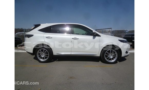 Buy Import Toyota Harrier White Car in Import - Dubai in Batken Buy Import Toyota Harrier White Car in Import - Dubai in Batken