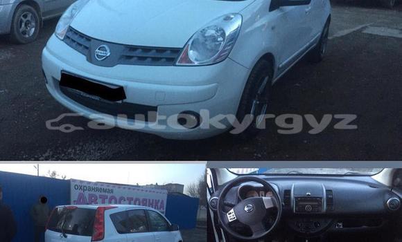 Buy Used Nissan Note White Car in Bishkek in Bishkek