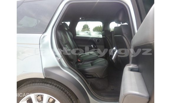 Buy Import Land Rover Range Rover Green Car in Import - Dubai in Batken Buy Import Land Rover Range Rover Green Car in Import - Dubai in Batken