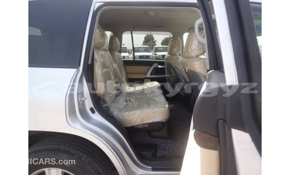 Buy Import Toyota Land Cruiser Other Car in Import - Dubai in Batken Buy Import Toyota Land Cruiser Other Car in Import - Dubai in Batken
