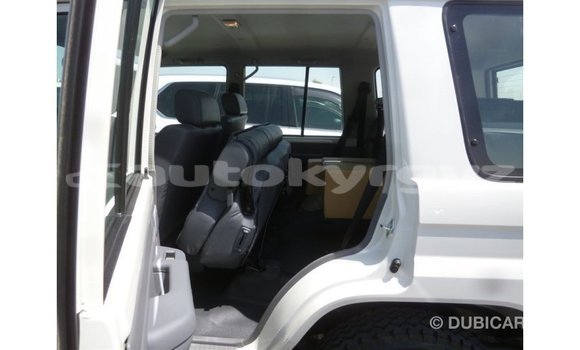Buy Import Toyota Land Cruiser White Car in Import - Dubai in Batken Buy Import Toyota Land Cruiser White Car in Import - Dubai in Batken