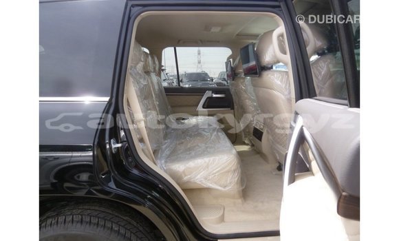 Buy Import Toyota Land Cruiser Black Car in Import - Dubai in Batken Buy Import Toyota Land Cruiser Black Car in Import - Dubai in Batken