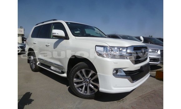 Buy Import Toyota Land Cruiser White Car in Import - Dubai in Batken Buy Import Toyota Land Cruiser White Car in Import - Dubai in Batken