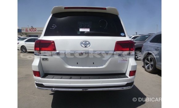 Buy Import Toyota Land Cruiser White Car in Import - Dubai in Batken Buy Import Toyota Land Cruiser White Car in Import - Dubai in Batken