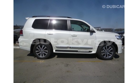 Buy Import Toyota Land Cruiser White Car in Import - Dubai in Batken Buy Import Toyota Land Cruiser White Car in Import - Dubai in Batken
