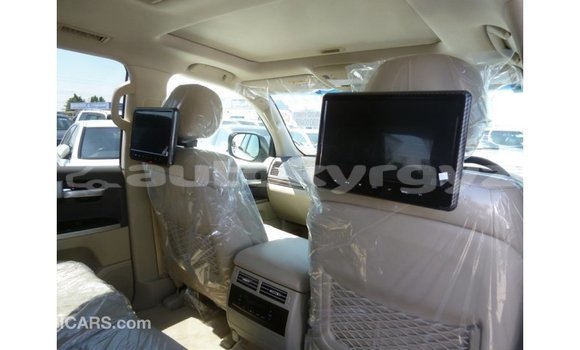 Buy Import Toyota Land Cruiser White Car in Import - Dubai in Batken Buy Import Toyota Land Cruiser White Car in Import - Dubai in Batken