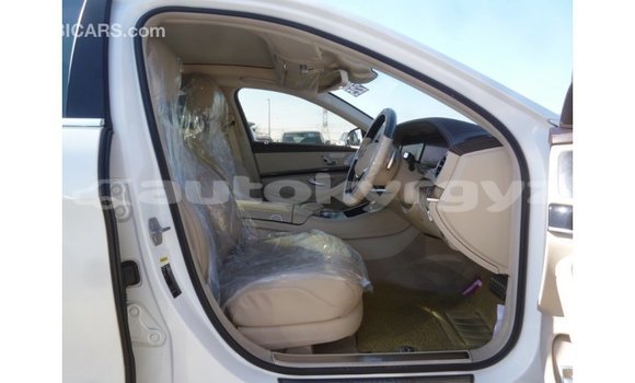 Buy Import Mercedes-Benz 190 White Car in Import - Dubai in Batken Buy Import Mercedes-Benz 190 White Car in Import - Dubai in Batken