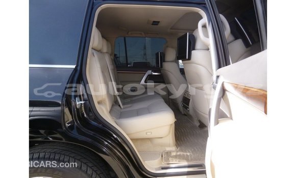 Buy Import Toyota Land Cruiser Black Car in Import - Dubai in Batken Buy Import Toyota Land Cruiser Black Car in Import - Dubai in Batken