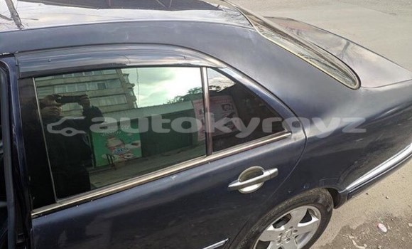 Buy Used Mercedes-Benz E-klasse Blue Car in Bishkek in Bishkek Buy Used Mercedes-Benz E-klasse Blue Car in Bishkek in Bishkek