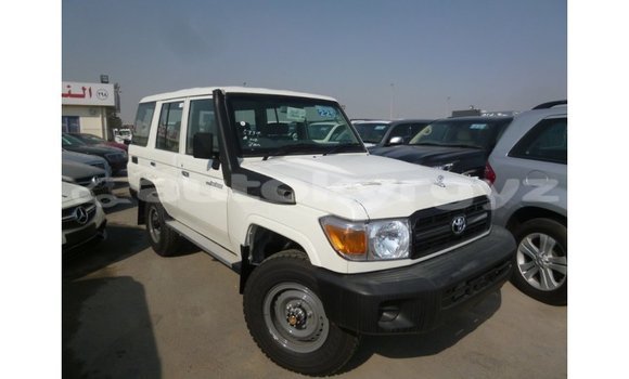 Buy Import Toyota Land Cruiser White Car in Import - Dubai in Batken Buy Import Toyota Land Cruiser White Car in Import - Dubai in Batken