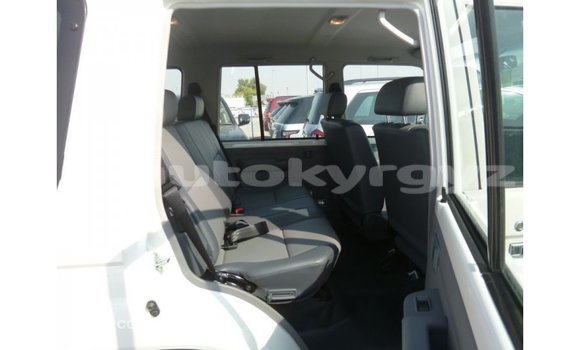 Buy Import Toyota Land Cruiser White Car in Import - Dubai in Batken Buy Import Toyota Land Cruiser White Car in Import - Dubai in Batken