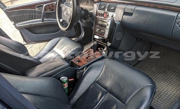 Buy Used Mercedes-Benz E-klasse Blue Car in Bishkek in Bishkek Buy Used Mercedes-Benz E-klasse Blue Car in Bishkek in Bishkek