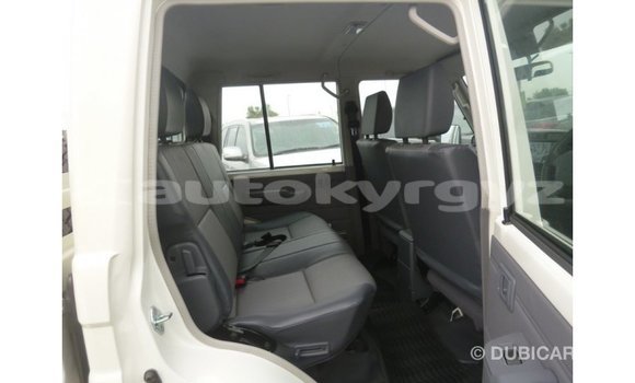 Buy Import Toyota Land Cruiser White Car in Import - Dubai in Batken Buy Import Toyota Land Cruiser White Car in Import - Dubai in Batken