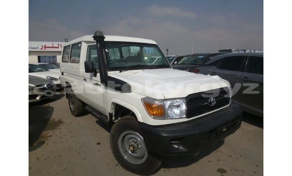 Buy Import Toyota Land Cruiser White Car in Import - Dubai in Batken Buy Import Toyota Land Cruiser White Car in Import - Dubai in Batken