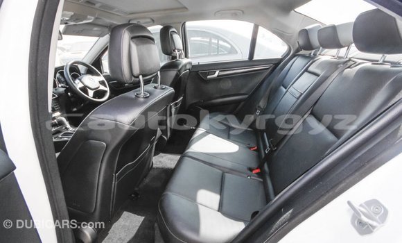 Buy Import Mercedes-Benz 200 White Car in Import - Dubai in Batken Buy Import Mercedes-Benz 200 White Car in Import - Dubai in Batken