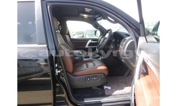 Buy Import Toyota Land Cruiser Black Car in Import - Dubai in Batken Buy Import Toyota Land Cruiser Black Car in Import - Dubai in Batken