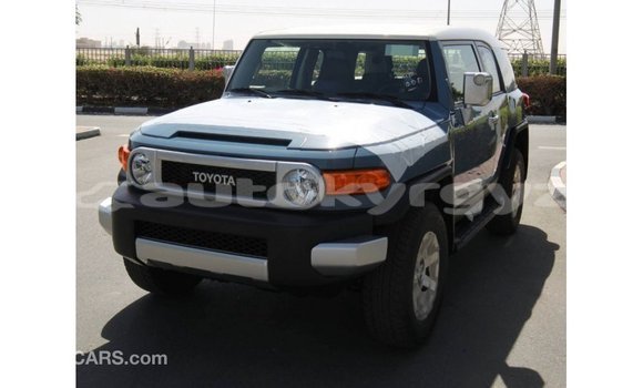 Buy Import Toyota FJ Cruiser Blue Car in Import - Dubai in Batken Buy Import Toyota FJ Cruiser Blue Car in Import - Dubai in Batken