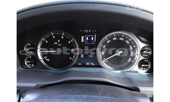 Buy Import Toyota Land Cruiser White Car in Import - Dubai in Batken Buy Import Toyota Land Cruiser White Car in Import - Dubai in Batken