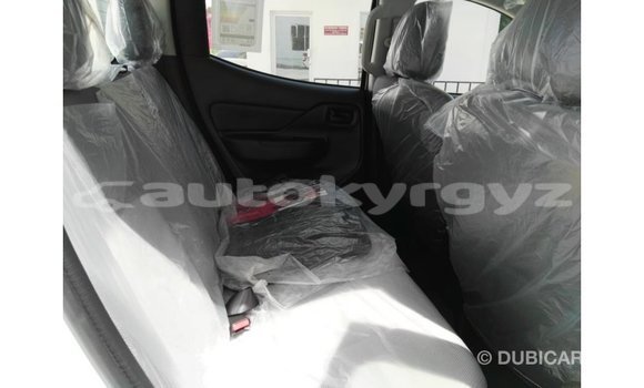 Buy Import Mitsubishi L200 White Car in Import - Dubai in Batken Buy Import Mitsubishi L200 White Car in Import - Dubai in Batken