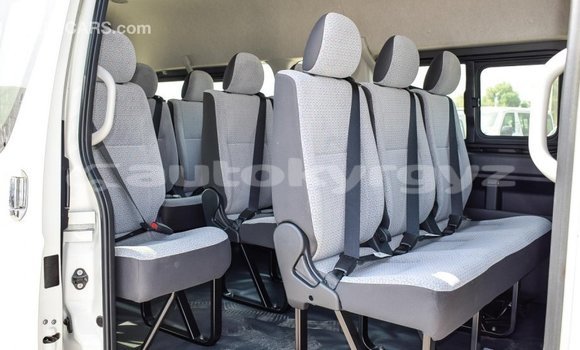 Buy Import Toyota Hiace White Car in Import - Dubai in Batken Buy Import Toyota Hiace White Car in Import - Dubai in Batken