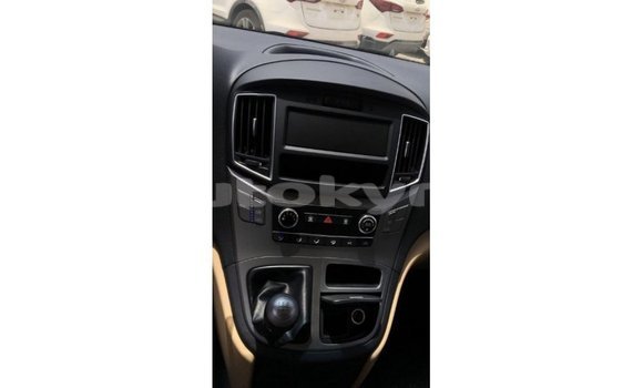 Buy Import Hyundai Accent White Car in Import - Dubai in Batken Buy Import Hyundai Accent White Car in Import - Dubai in Batken