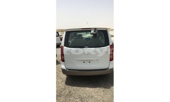 Buy Import Hyundai Accent White Car in Import - Dubai in Batken Buy Import Hyundai Accent White Car in Import - Dubai in Batken