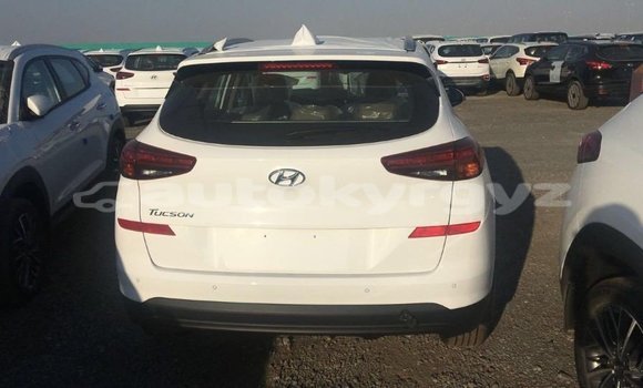 Buy Import Hyundai Tucson White Car in Import - Dubai in Batken Buy Import Hyundai Tucson White Car in Import - Dubai in Batken