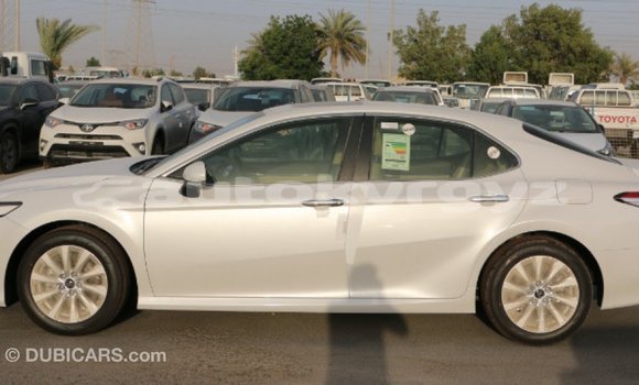 Buy Import Toyota Camry White Car in Import - Dubai in Batken Buy Import Toyota Camry White Car in Import - Dubai in Batken