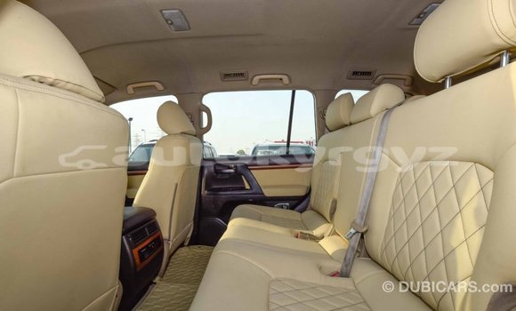 Buy Import Toyota Land Cruiser White Car in Import - Dubai in Batken Buy Import Toyota Land Cruiser White Car in Import - Dubai in Batken