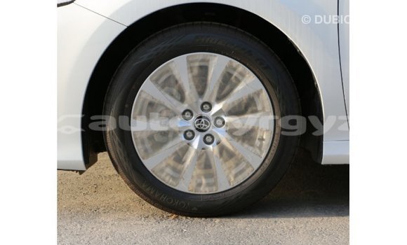 Buy Import Toyota Camry White Car in Import - Dubai in Batken Buy Import Toyota Camry White Car in Import - Dubai in Batken