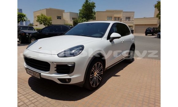 Buy Import Porsche Cayenne White Car in Import - Dubai in Batken