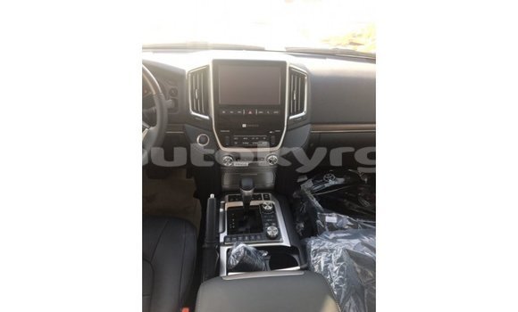 Buy Import Toyota Land Cruiser Black Car in Import - Dubai in Batken Buy Import Toyota Land Cruiser Black Car in Import - Dubai in Batken