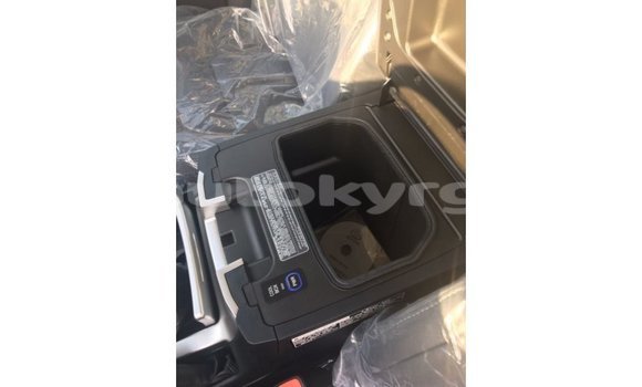 Buy Import Toyota Land Cruiser Black Car in Import - Dubai in Batken Buy Import Toyota Land Cruiser Black Car in Import - Dubai in Batken