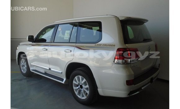 Buy Import Toyota Land Cruiser White Car in Import - Dubai in Batken Buy Import Toyota Land Cruiser White Car in Import - Dubai in Batken