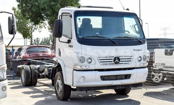 Buy Import Mercedes-Benz 190 White Car in Import - Dubai in Batken Buy Import Mercedes-Benz 190 White Car in Import - Dubai in Batken