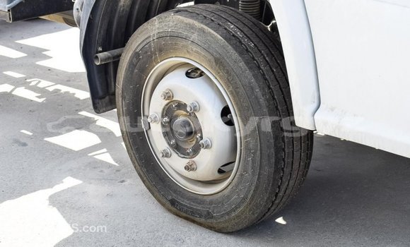 Buy Import Mercedes-Benz 190 White Car in Import - Dubai in Batken Buy Import Mercedes-Benz 190 White Car in Import - Dubai in Batken