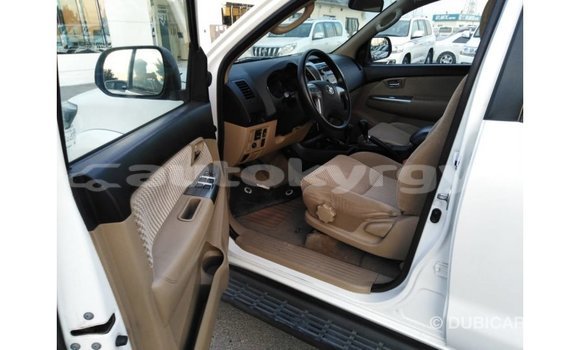 Buy Import Toyota Fortuner White Car in Import - Dubai in Batken Buy Import Toyota Fortuner White Car in Import - Dubai in Batken