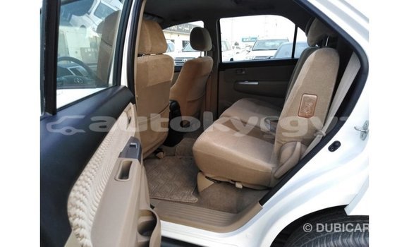 Buy Import Toyota Fortuner White Car in Import - Dubai in Batken Buy Import Toyota Fortuner White Car in Import - Dubai in Batken