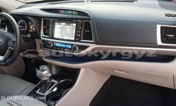 Buy Import Toyota Highlander Other Car in Import - Dubai in Batken Buy Import Toyota Highlander Other Car in Import - Dubai in Batken