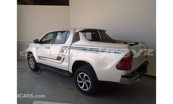 Buy Import Toyota Hilux White Car in Import - Dubai in Batken Buy Import Toyota Hilux White Car in Import - Dubai in Batken