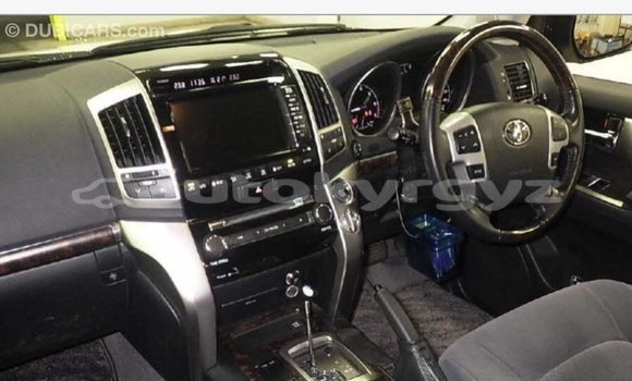 Buy Import Toyota Land Cruiser White Car in Import - Dubai in Batken Buy Import Toyota Land Cruiser White Car in Import - Dubai in Batken