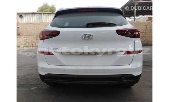 Buy Import Hyundai Tucson White Car in Import - Dubai in Batken Buy Import Hyundai Tucson White Car in Import - Dubai in Batken