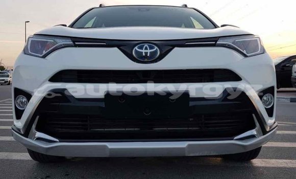 Buy Import Toyota RAV4 White Car in Import - Dubai in Batken Buy Import Toyota RAV4 White Car in Import - Dubai in Batken