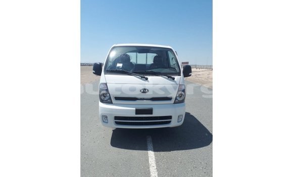 Buy Import Kia Carens White Car in Import - Dubai in Batken Buy Import Kia Carens White Car in Import - Dubai in Batken