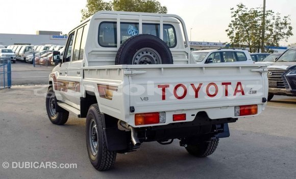 Buy Import Toyota Land Cruiser White Car in Import - Dubai in Batken Buy Import Toyota Land Cruiser White Car in Import - Dubai in Batken